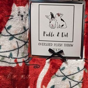Ho Ho No Pickle & Dot Christmas Lights Cat Oversized Throw Blanket 60" x 70" Red